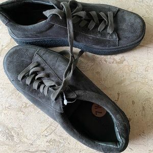 Vince New Platform Sneakers Lace Up Suede Size 7.5